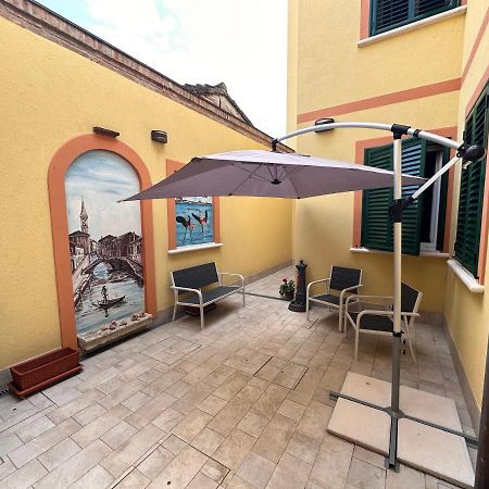 Bed and Breakfast Il Fenicottero Комаккьо Екстер'єр фото